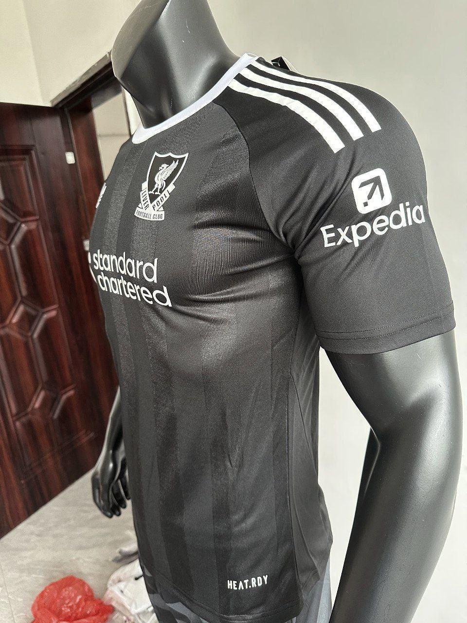 Liverpool FC 25/26 Third Goalkeeper Jersey Short Sleeve - Nafan Collection