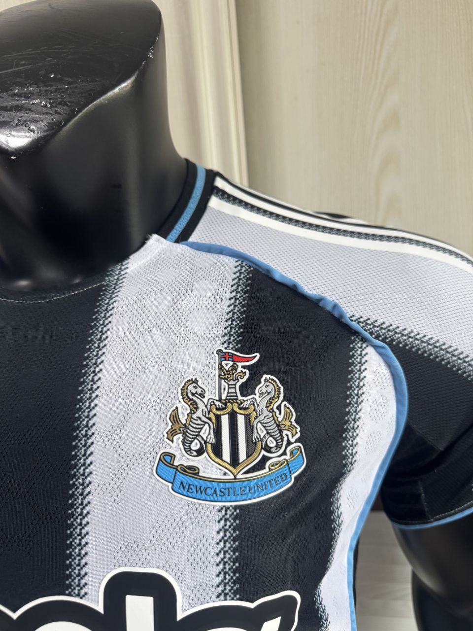 Newcastle United 25/26 Home Jersey Short Sleeve