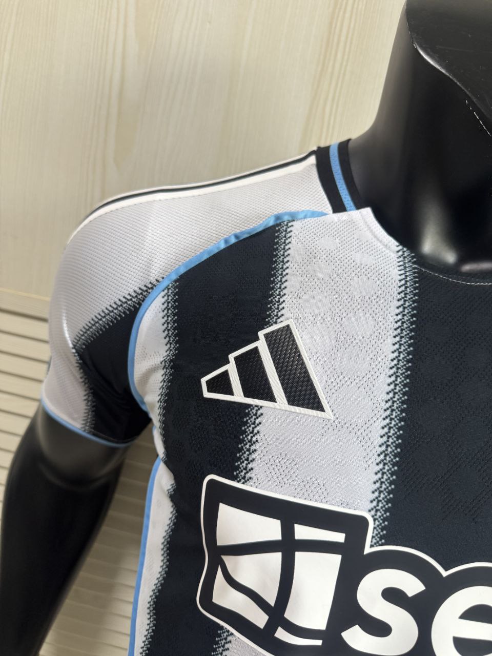 Newcastle United 25/26 Home Jersey Short Sleeve