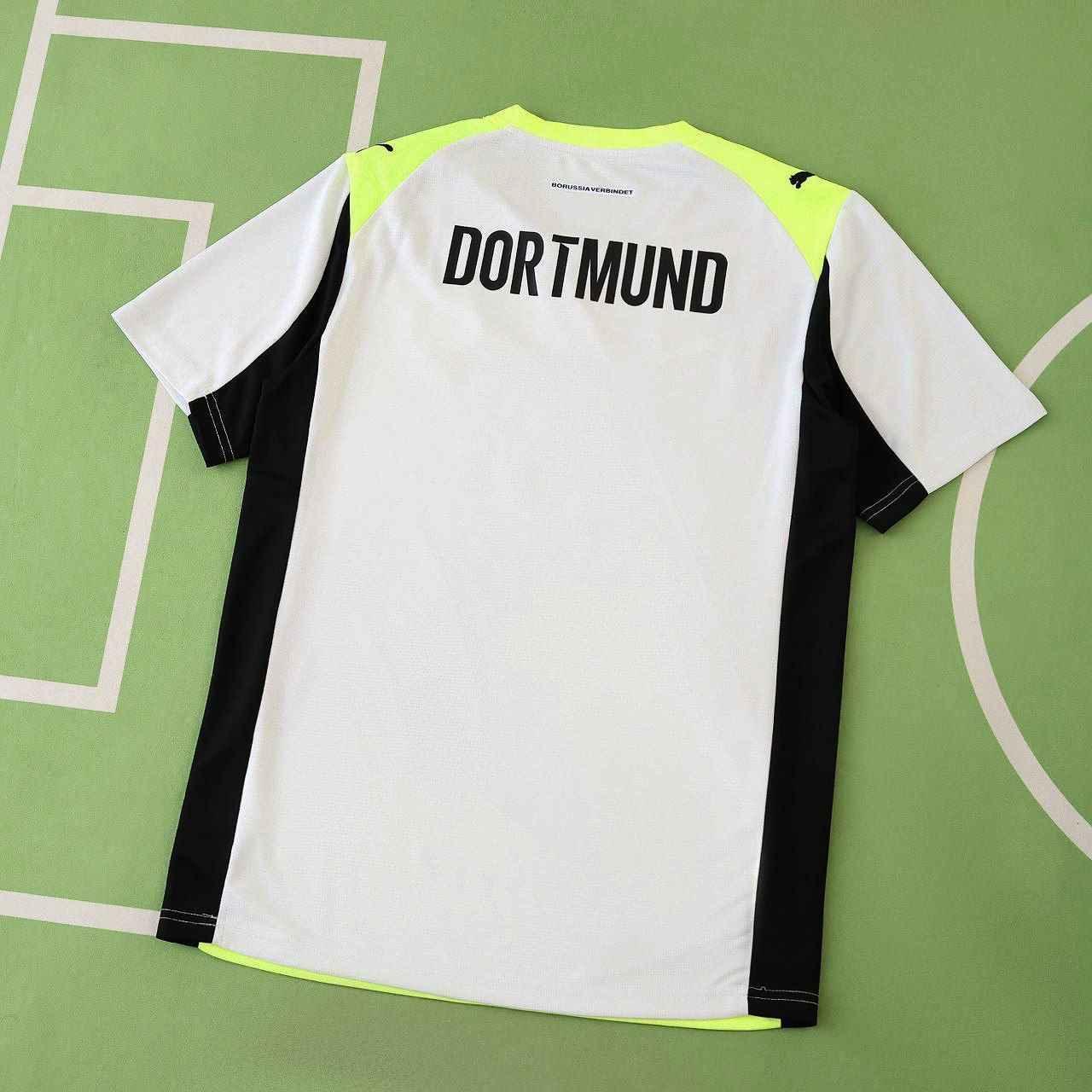 Borussia Dortmund 25/26 Away Shirt Short Sleeve