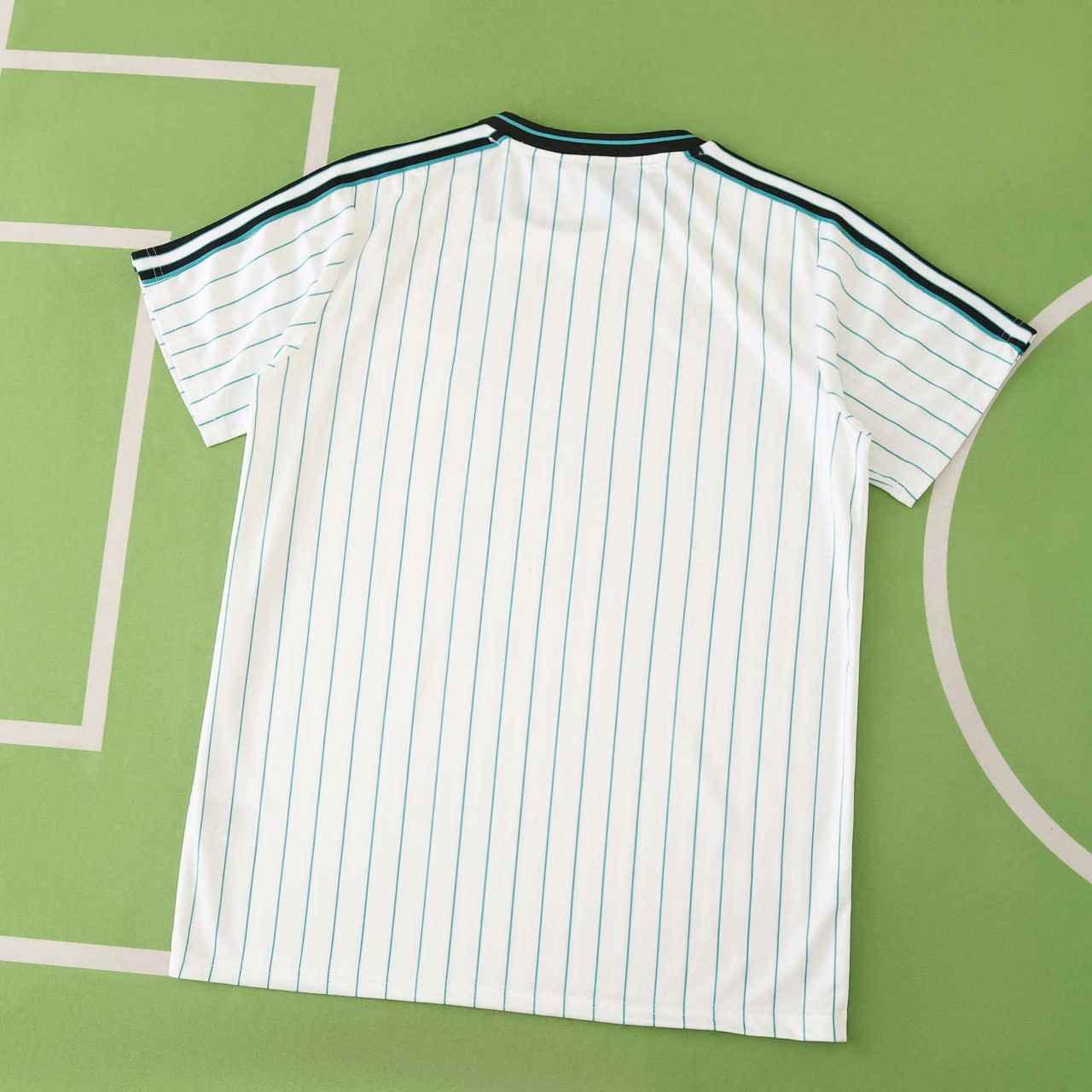 Liverpool FC 25/26 Terrace Icons Shirt - Nafan Collection