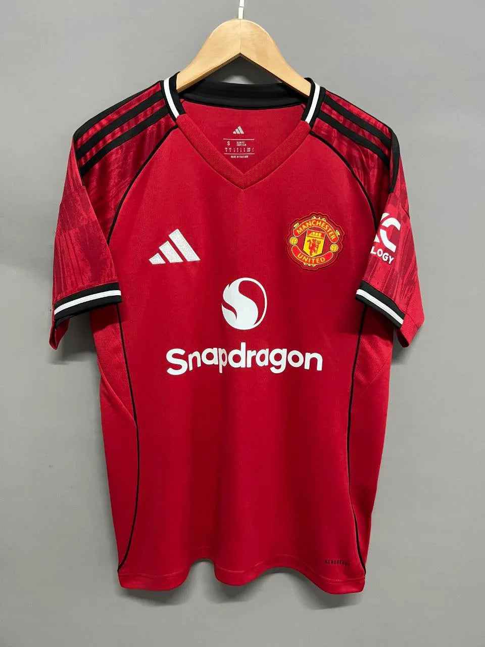 Manchester United 25/26 Home Shirt Short Sleeve - Nafan Collection