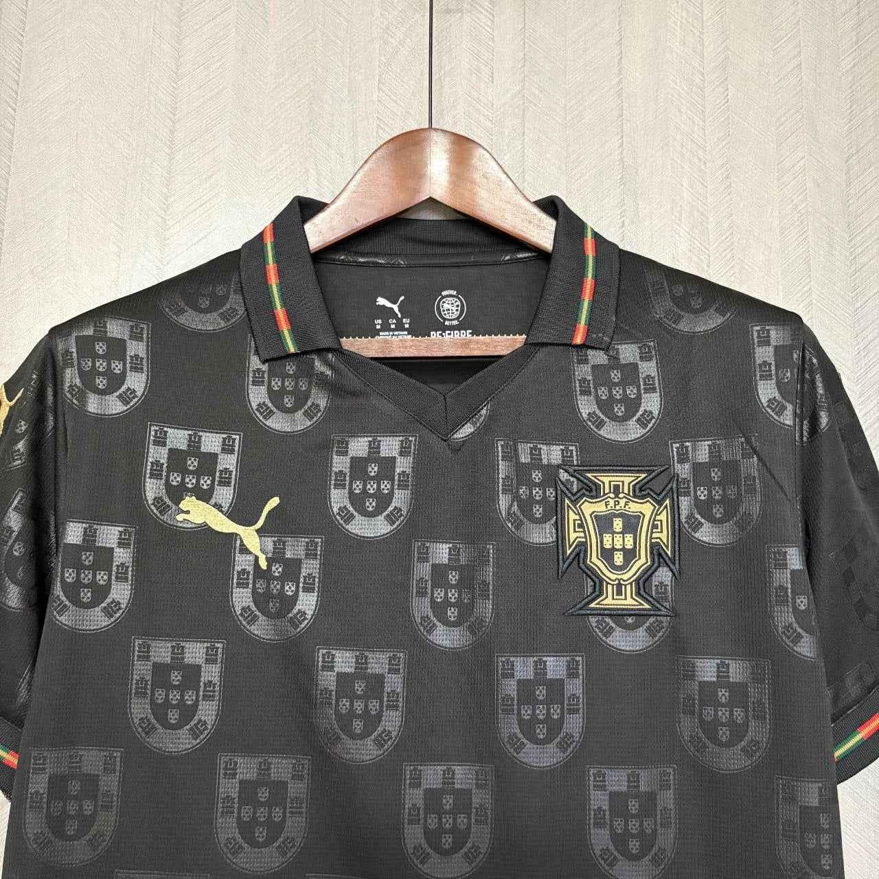 Portugal 25/26 Special Edition Eusébio Shirt Short Sleeve