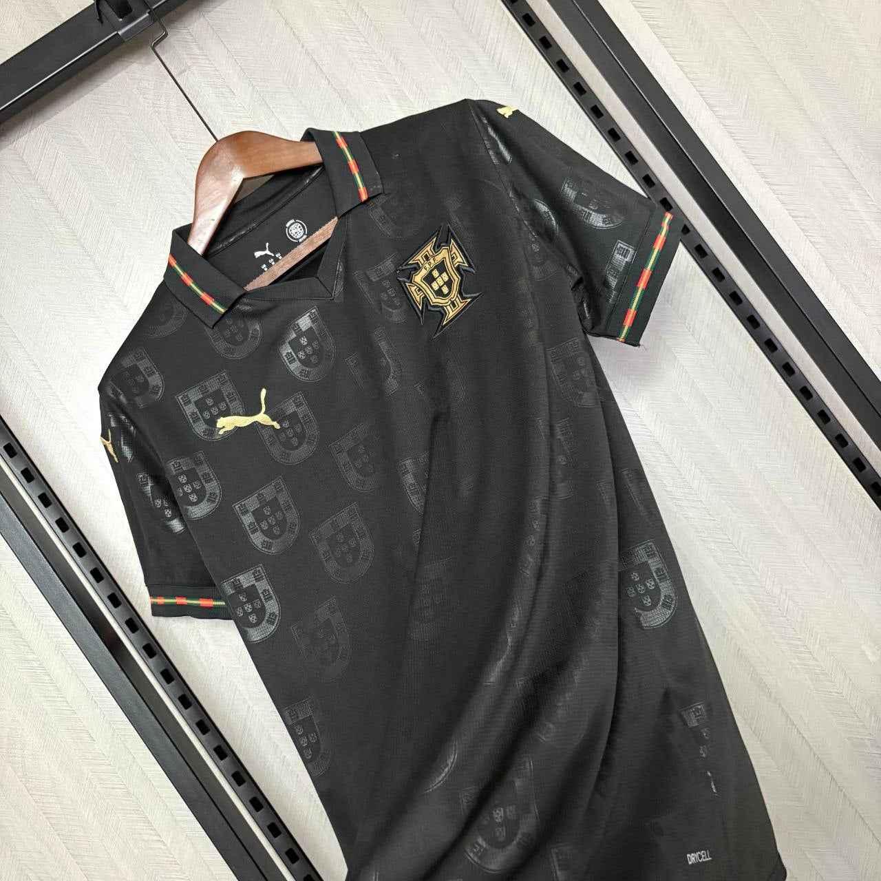 Portugal 25/26 Special Edition Eusébio Shirt Short Sleeve