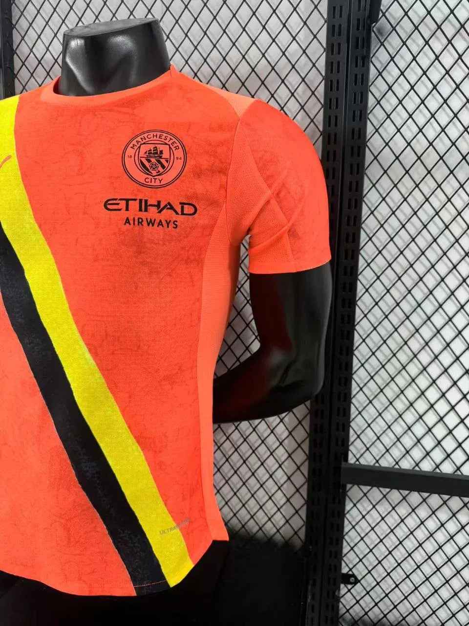 Manchester City 25/26 Home Kid Super Goalkeeper CWC Jersey Short Sleeve - Nafan Collection