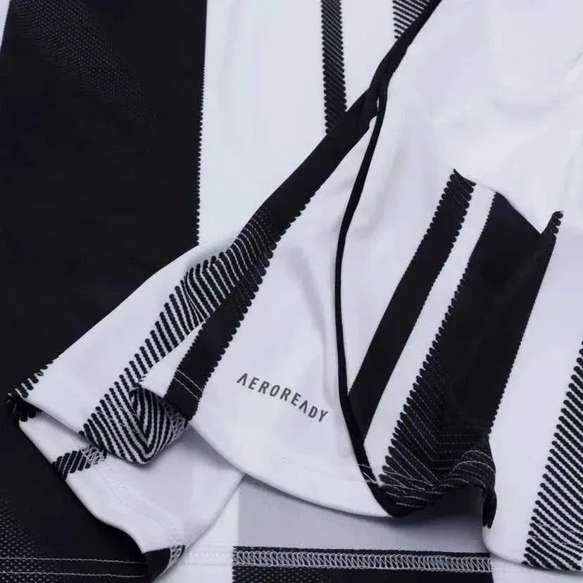 Juventus 25/26 Home Shirt Short Sleeve