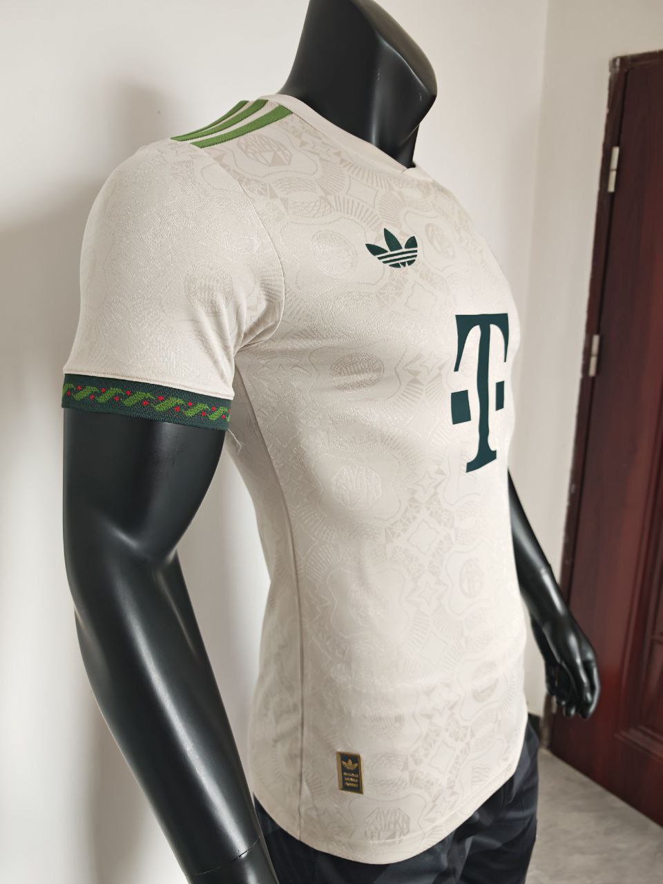 Bayern Munich 25/26 Oktoberfest Jersey Short Sleeve